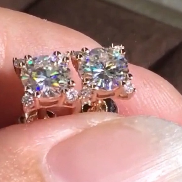 1ct Solitaire Studs - Picture 7 of 14